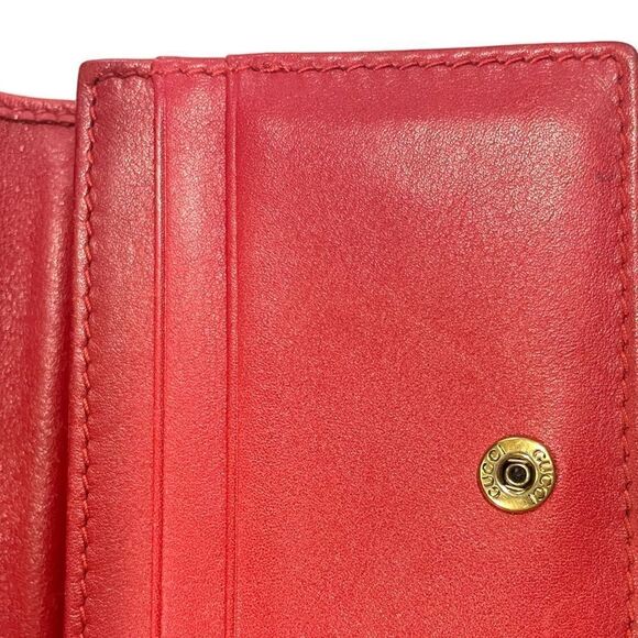 GUCCI GG MARMONT RED MATELASSÉ LEATHER CARD CASE WALLET - Picture 10 of 12